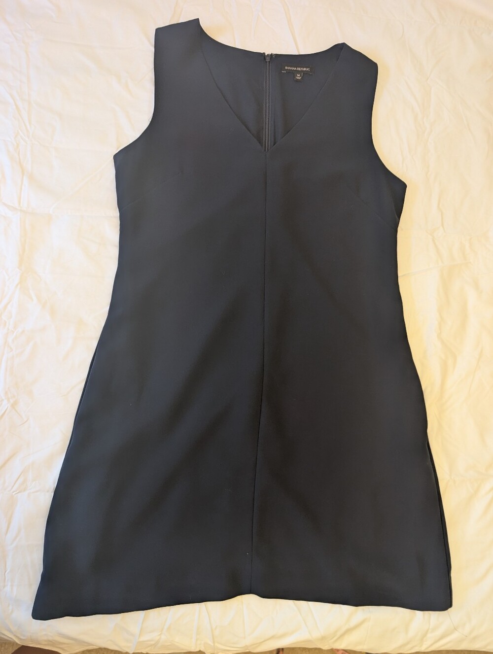 Banana Republic V Neck Navy Shift Dress With Pockets, Size 14